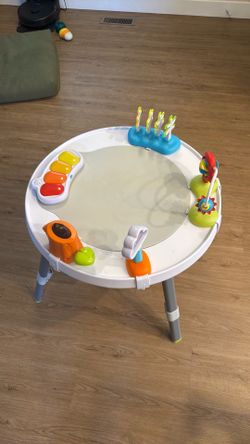 Skip Hop Activity Center