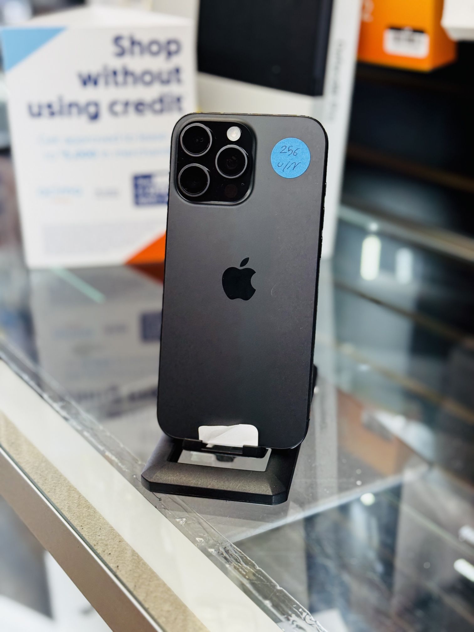 iPhone 16 Pro Max (Factory Unlocked)