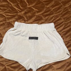 Essentials Shorts