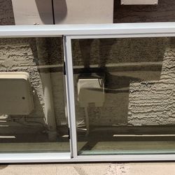 New Milgard 60x36 Vinyl Sliding Window - Dual Pane Argon (Fits 5x3 Rough Opening)