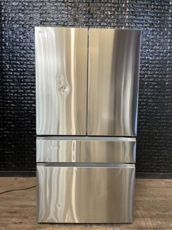 LG REFRIGERATOR W/ WARRANTY! R27398A