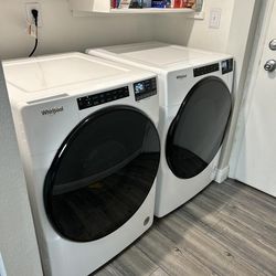 Front Load Washer And gas Dryer