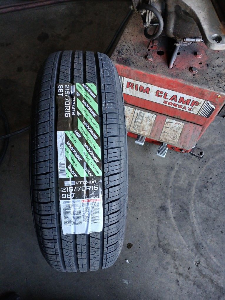 4 New Tires Installed/ 4 Llantas Nuevas Instaladas 215/70/15 Vantage Tires