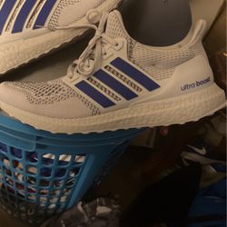 New Adidas Ultra Boost Worn 1 Time. Size 10