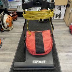 Sanitaire SC6093A Wide Track Vacuum Sweeper 
