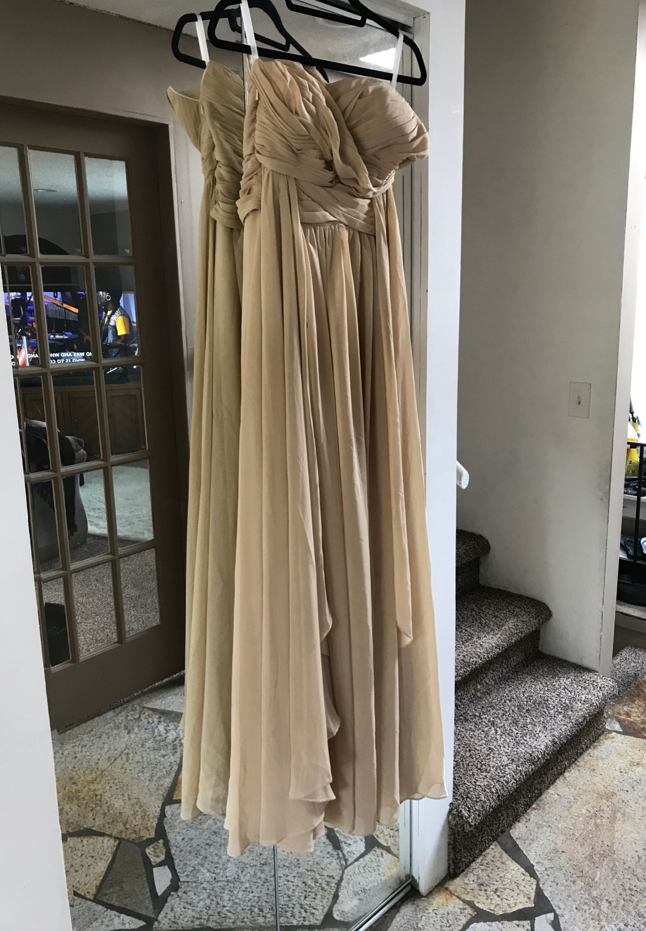 Chiffon wedding dress size 8 to 10