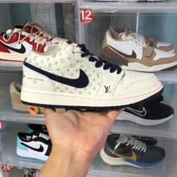 Louis Vuitton co-branded Nike wholesale price is only one pair.