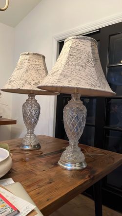 2 Lamps