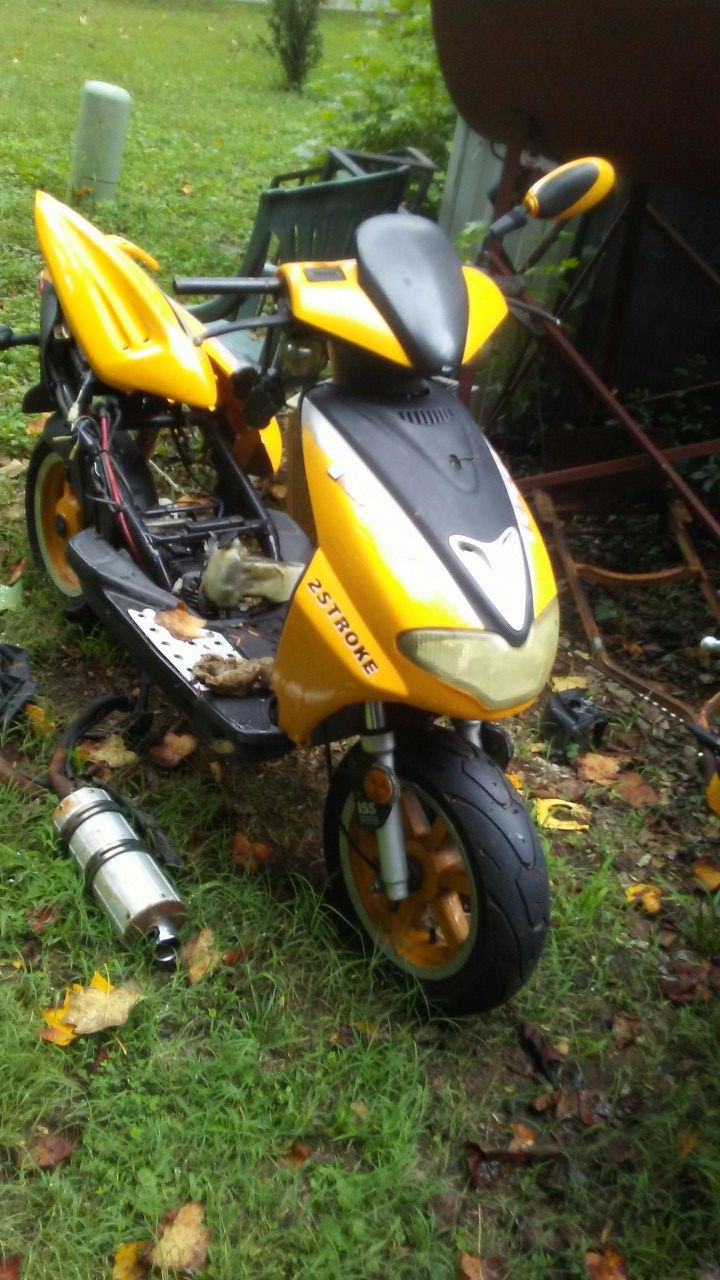 Yamati eurostrada scooter/moped