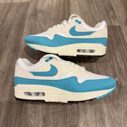 Nike Air Max 1 Wmns Size 7.5 