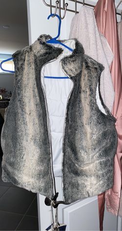 Reversible faux fur vest