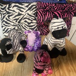 Girls Stuffed Animal And Pillow Lot Zebra 
