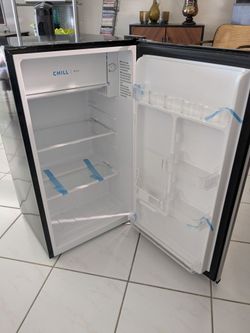 Frigidaire Mini fridge