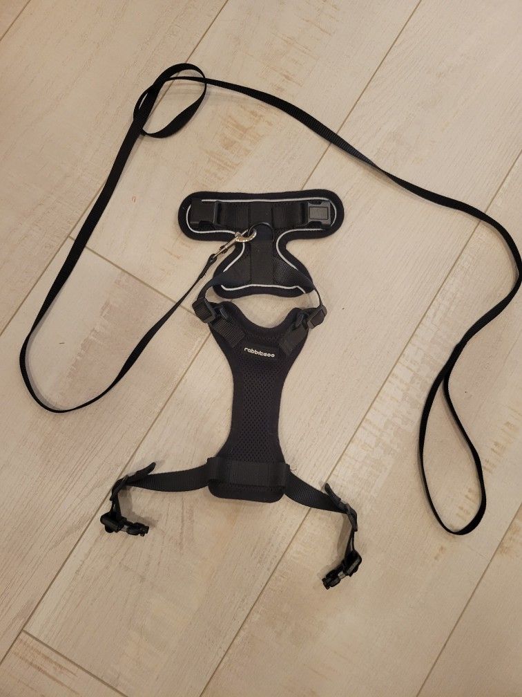 Pet Harness, Like New for Cats, Dogs, Etc.