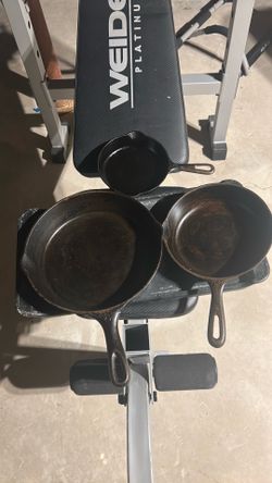 3 cast iron pans