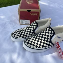 VANS 