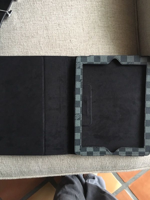 Louis Vuitton IPad Pro/Air 9.6 inch cover for Sale in Carlsbad, CA