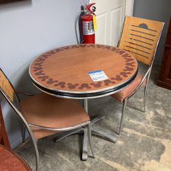 Mickey MouseTable 4 Chairs 