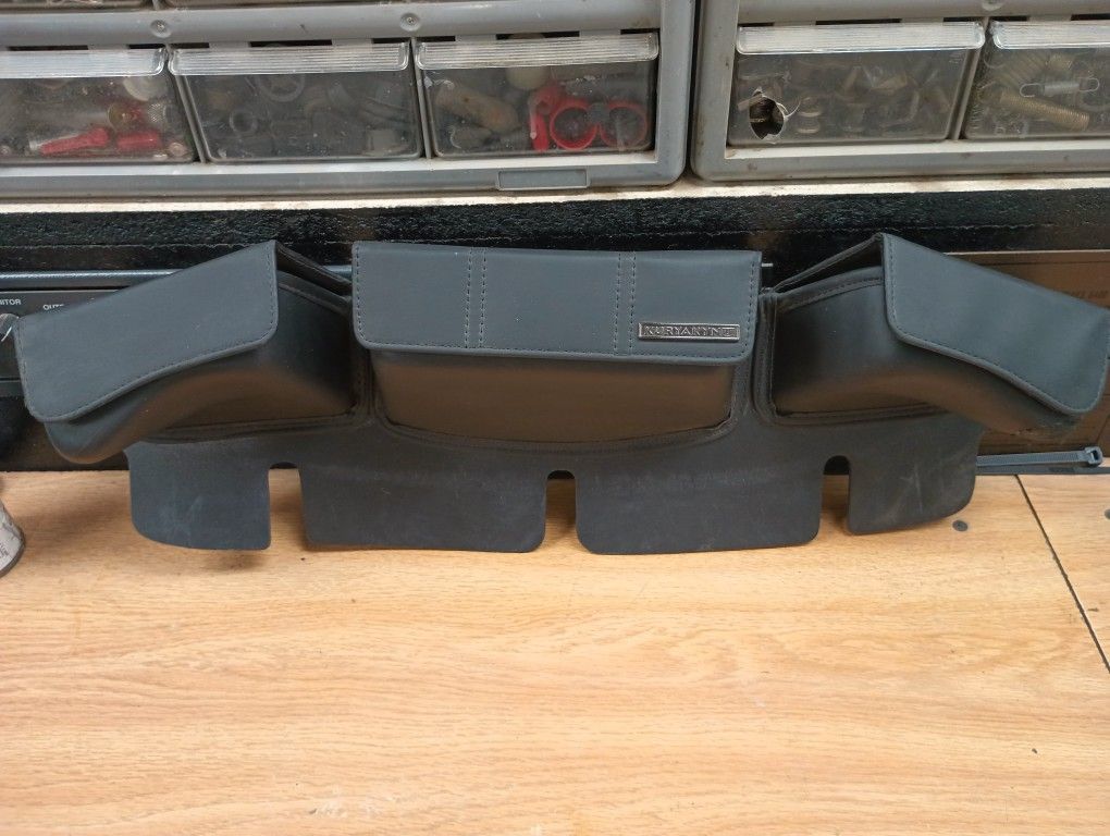 Kuryakyn Sunglass Pouch