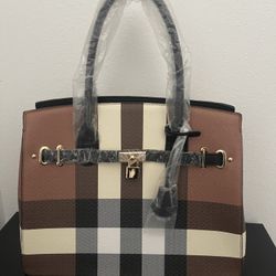 Brand New Beautiful Purse 