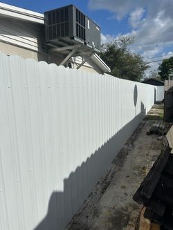 Fence And Gate. Cercas Y Portones