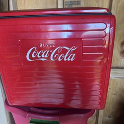 Old coke cooler probably 70s