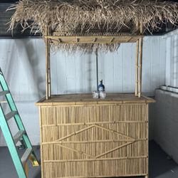 Tiki Bar 