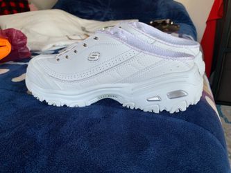 Skechers air cooled memory form wide fit
