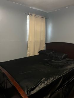 Queen size bed