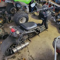 Ice Bear Maddog Gen I PMZ50-19 – Ruckus-Style 50cc Scooter, Electric Start!