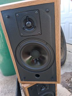 Polk audio bookshelf monitor speakers