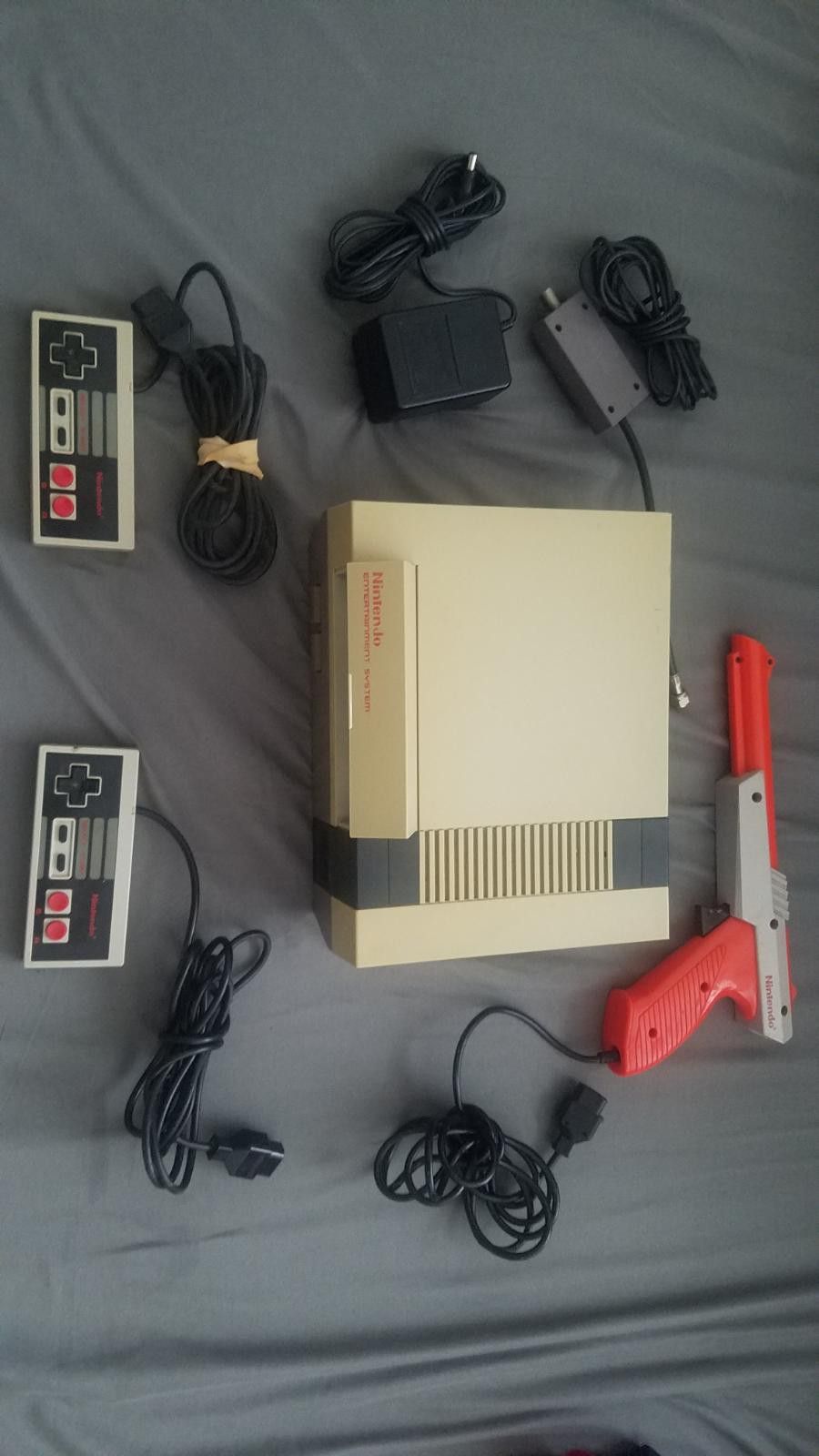 Original NES, games and Duck Hunt gun