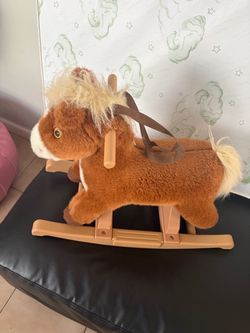TODDLER HORSE 23L x13”