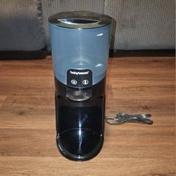 Baby Brezza Instant Baby Bottle Warmer Advanced - Fast Water Warmer Instantly Dispenses 24/7 in 3 Temperatures with Nightlight