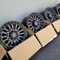 17" Fuel Rincon wheels/rims 17x9 +20mm Offset 