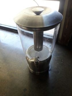 Water container