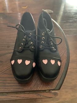 Girls shoes size 5