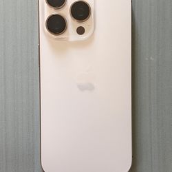 iPhone 16 Pro unlocked