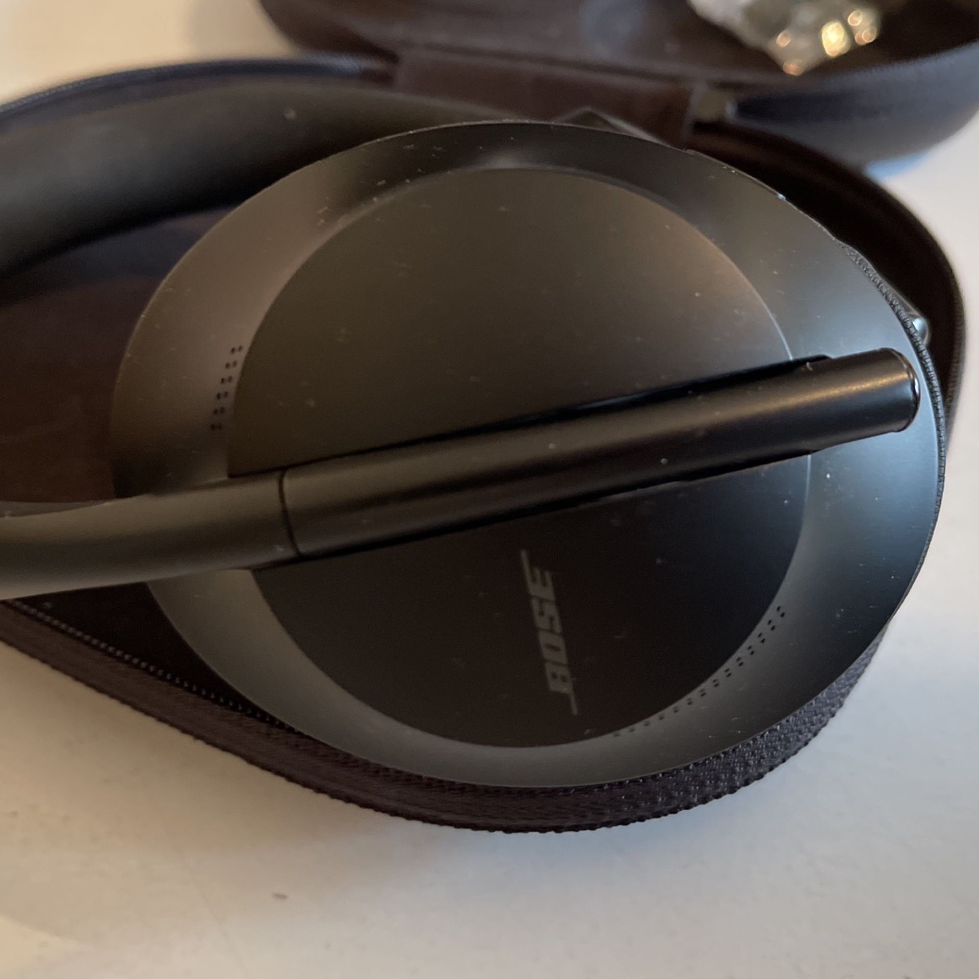 Bose NC 700