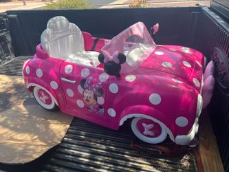 Mini mouse electric car