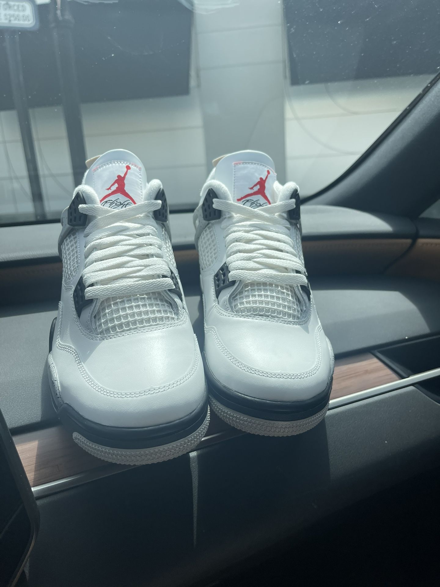 Air Jordan 4 White Cement