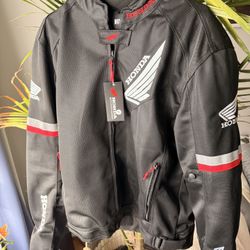 Honda Motorsport Mesh Jacket With Padding And A Reflective Rain Poncho 