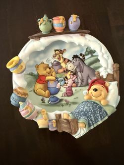 Bradford Exchange Winnie The Pooh Plate 