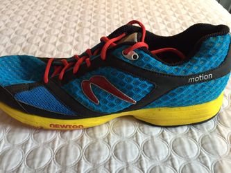 PRICE DROPPED!!! NEWTON MOTION RUNNING SHOES. Size 11 SAVE!!
