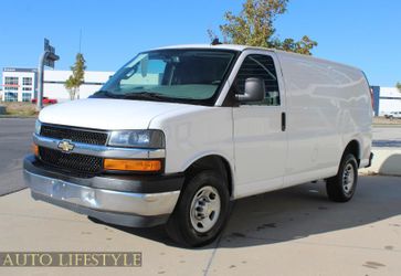 2023 Chevrolet Express Cargo