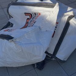 Dos Sacos Para Material Pesado.