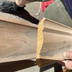 Crown molding poplar