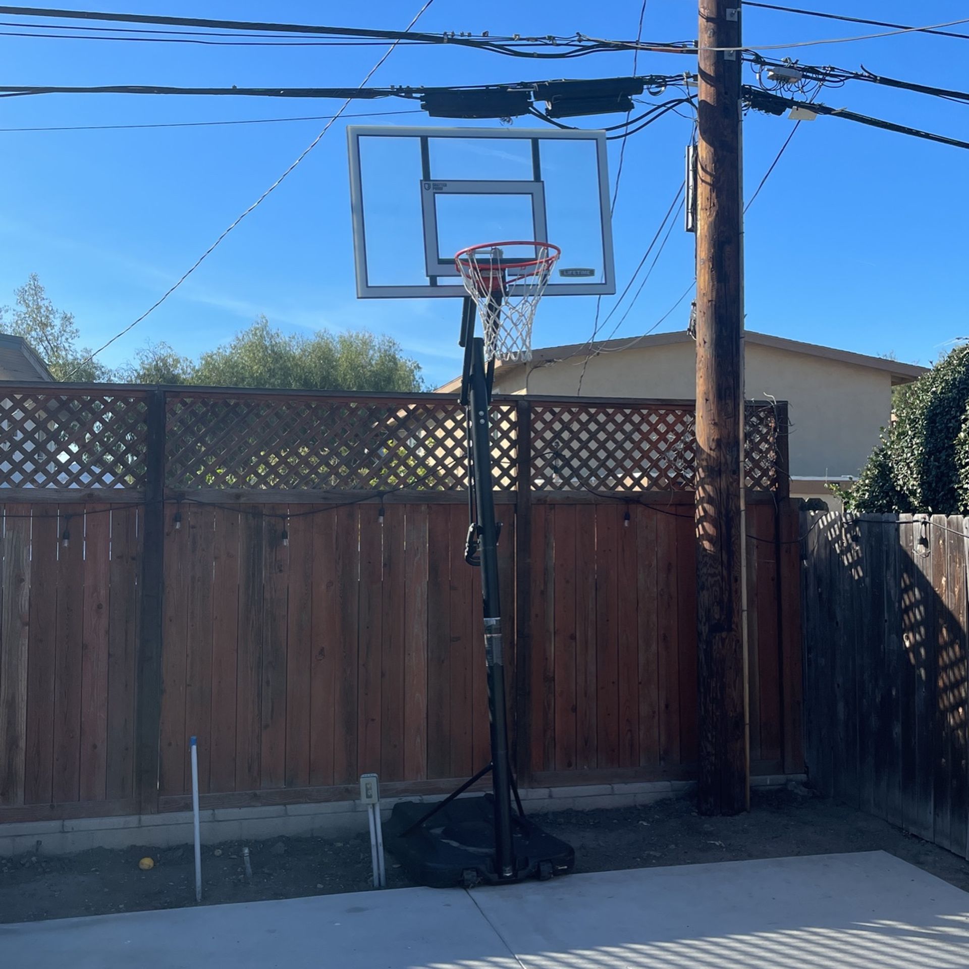 Basketball Hoop 