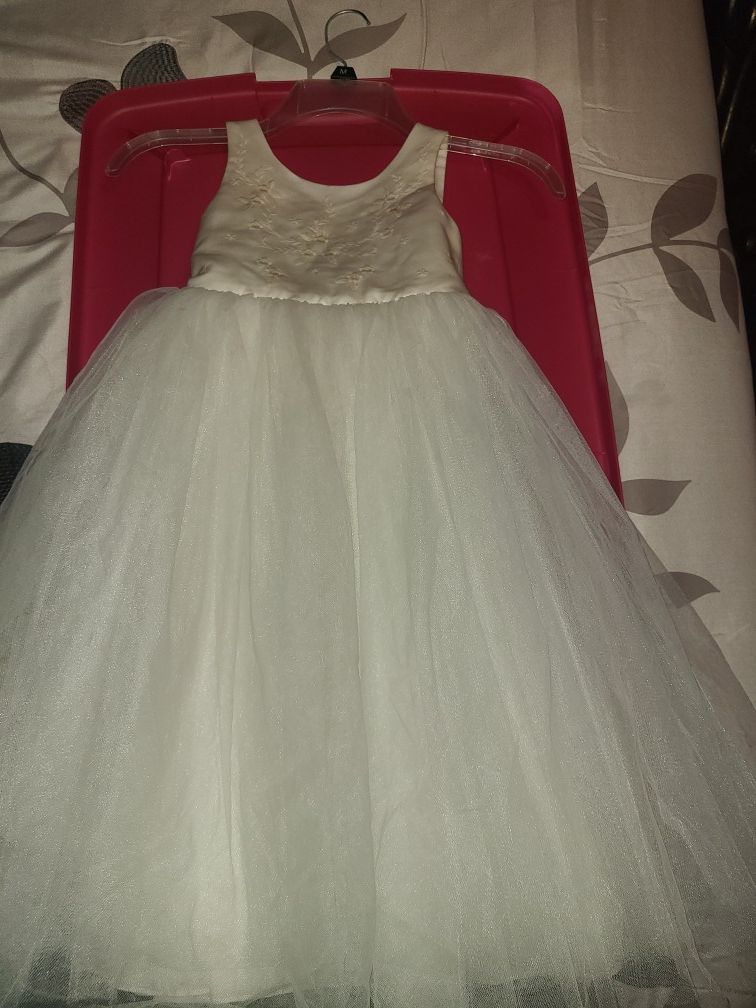 Flower girl dress size 3