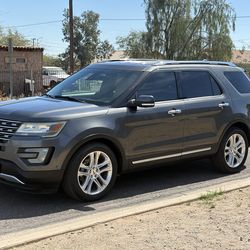2016 Ford Explorer